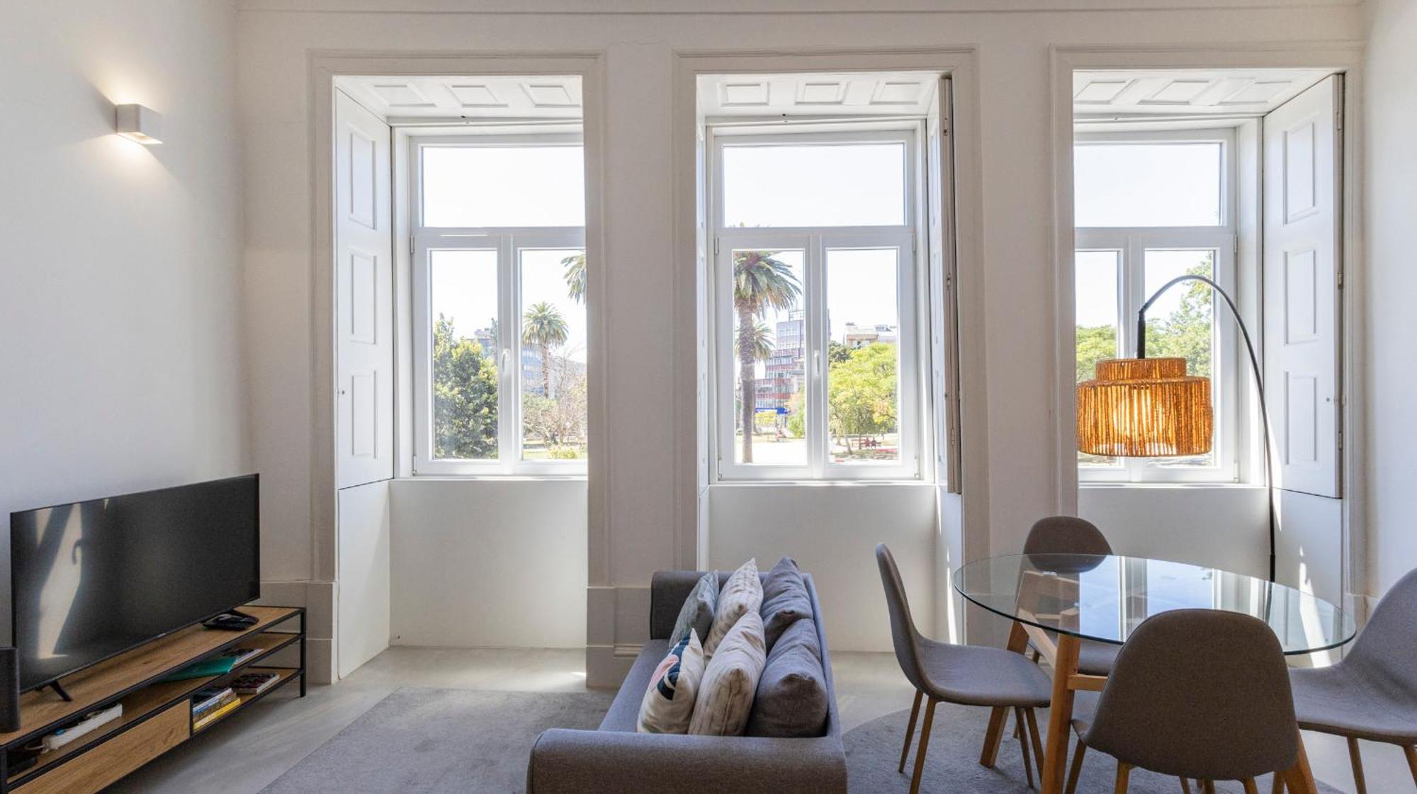 Oporto Downtown Studio By Lovelystay Exteriör bild
