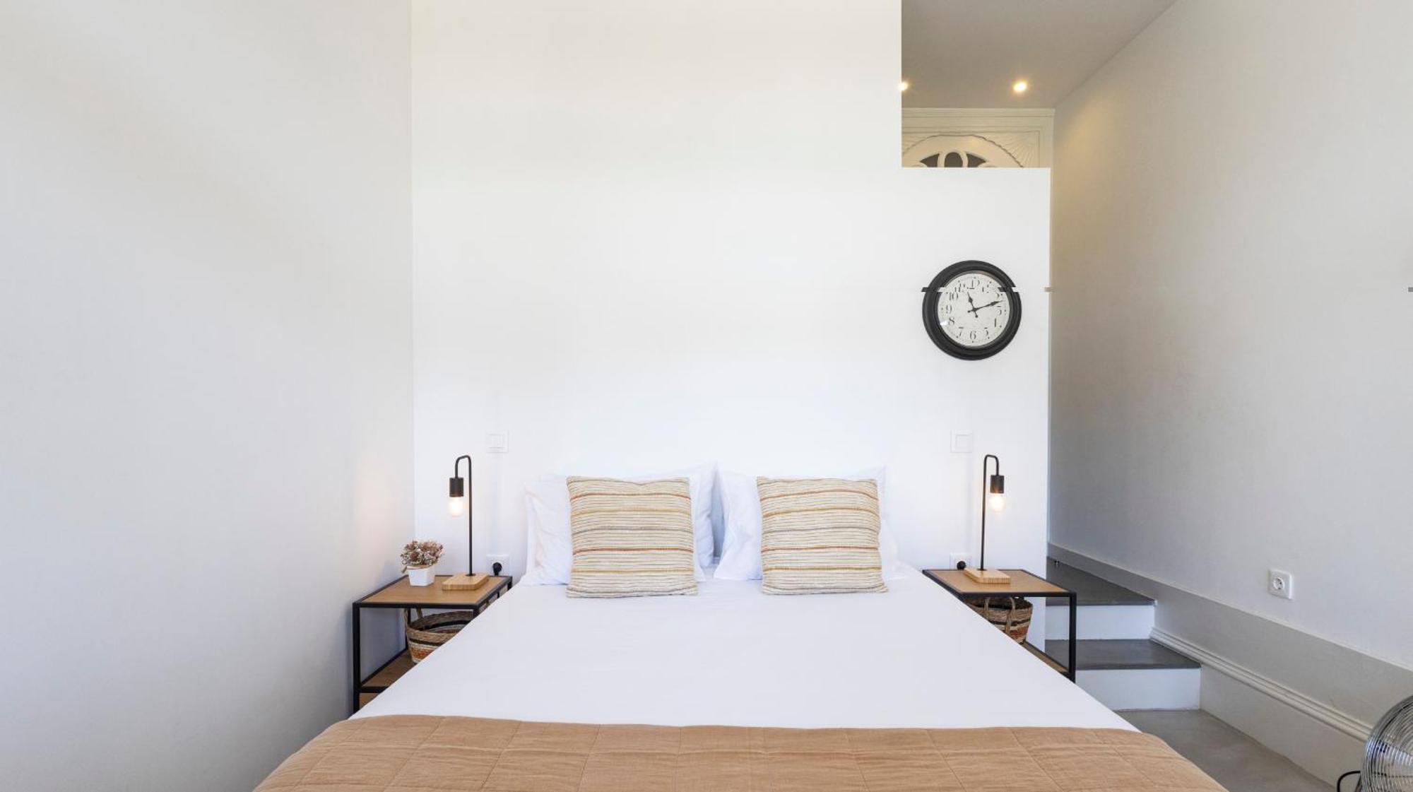 Oporto Downtown Studio By Lovelystay Exteriör bild