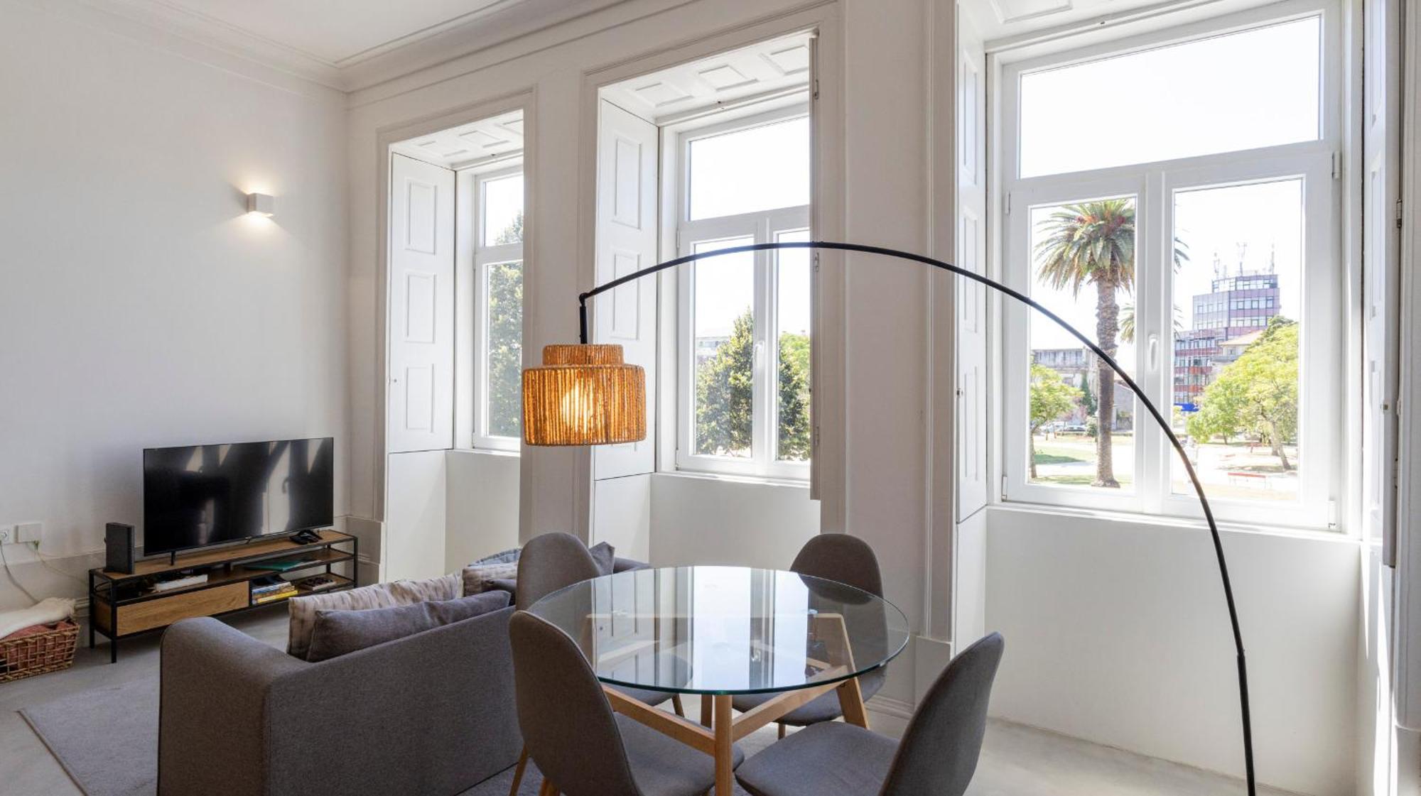 Oporto Downtown Studio By Lovelystay Exteriör bild